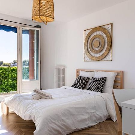 Appartement de standing proche des remparts Avignon Buitenkant foto